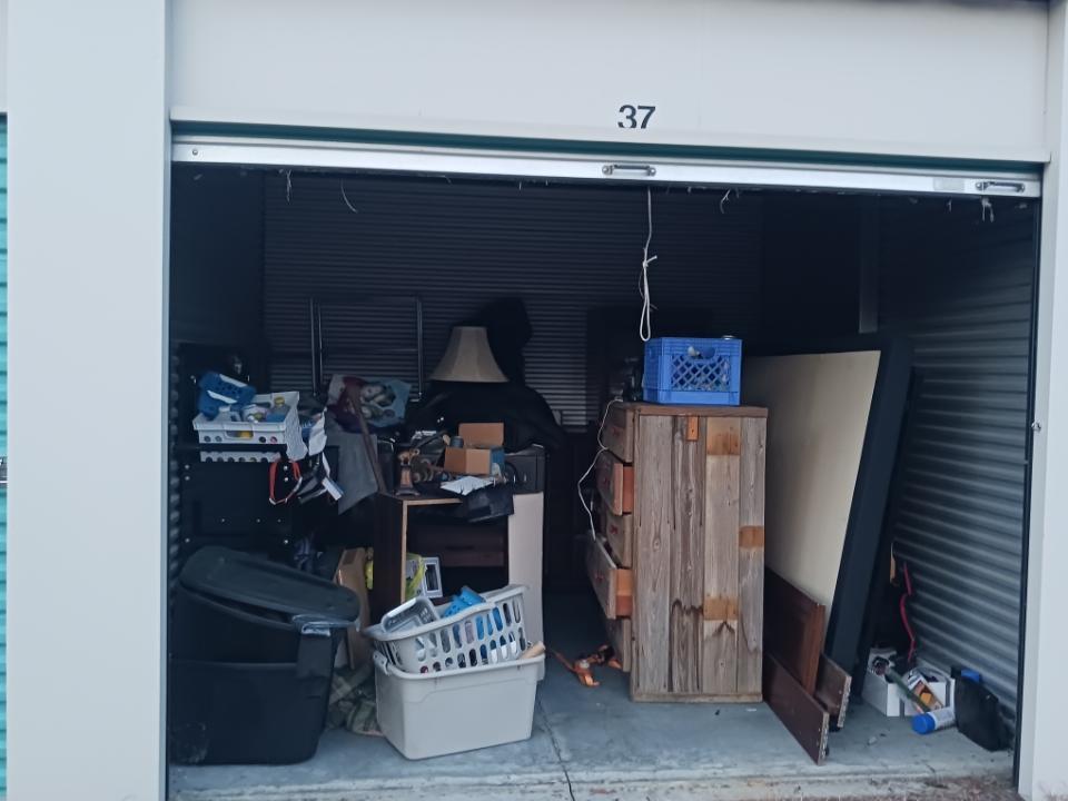 Storage Unit Auction in Swainsboro, GA at Swainsboro Fullbasment Self Storage ends on 29th April